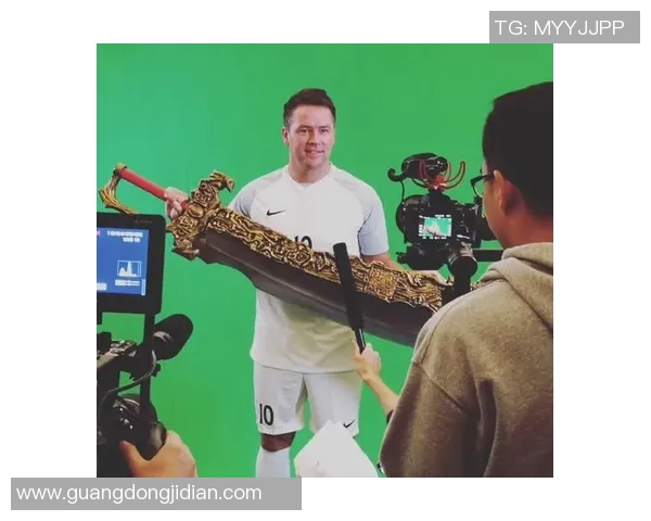 足球明星欧文倾情代言奢华手表展现运动与时尚完美结合